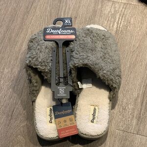 Dearfoams Cozy Gray Memory Foam Slippers